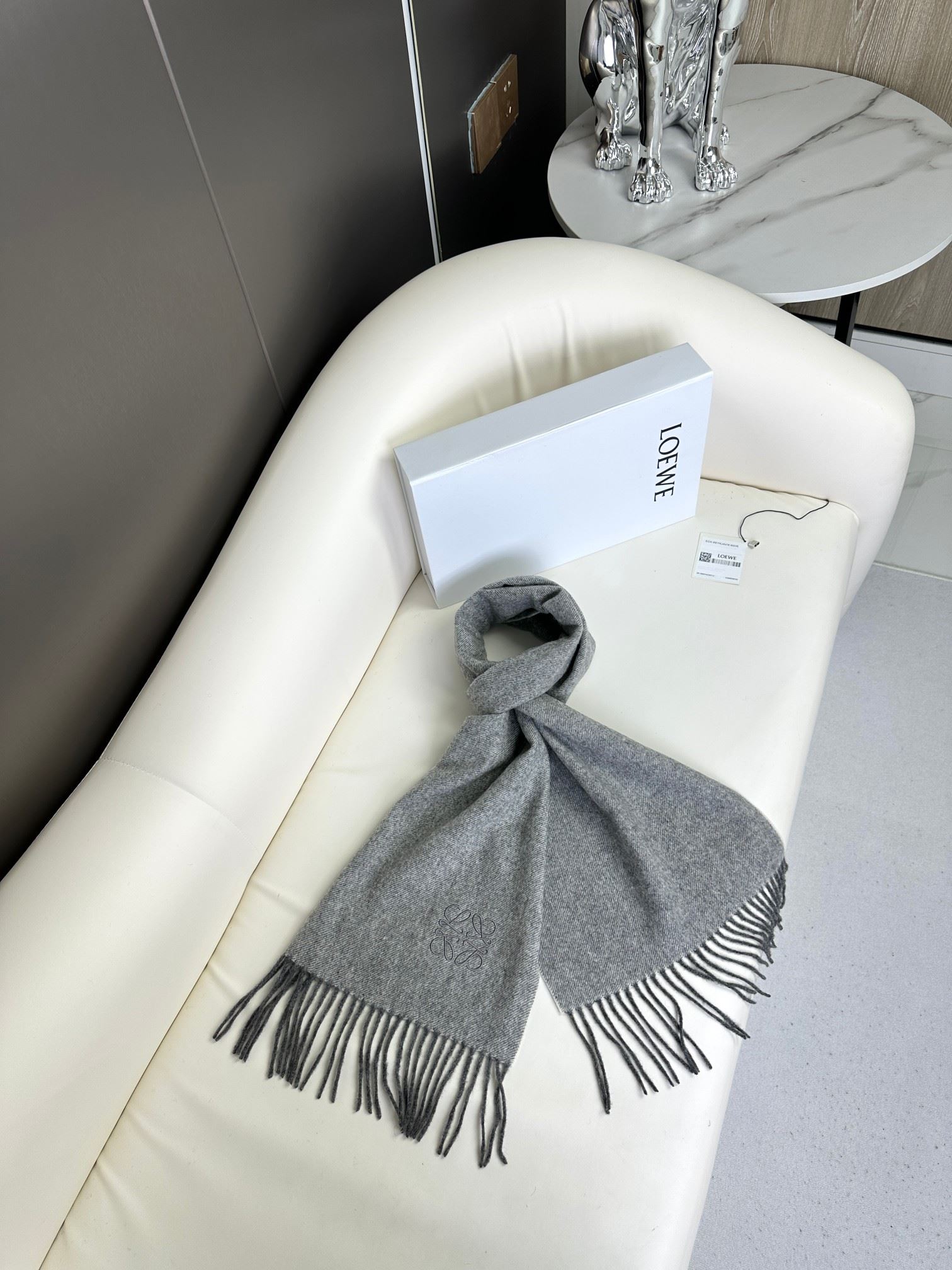 Loewe Scarf